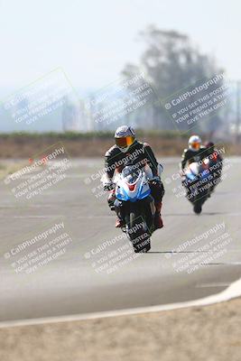 media/Sep-20-2025-TrackDaz (Sat) [[27f0cde673]]/B Group/220pm (Turn 9)/